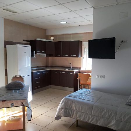 Madrigalejo Hostal Via Del Caminante מראה חיצוני תמונה