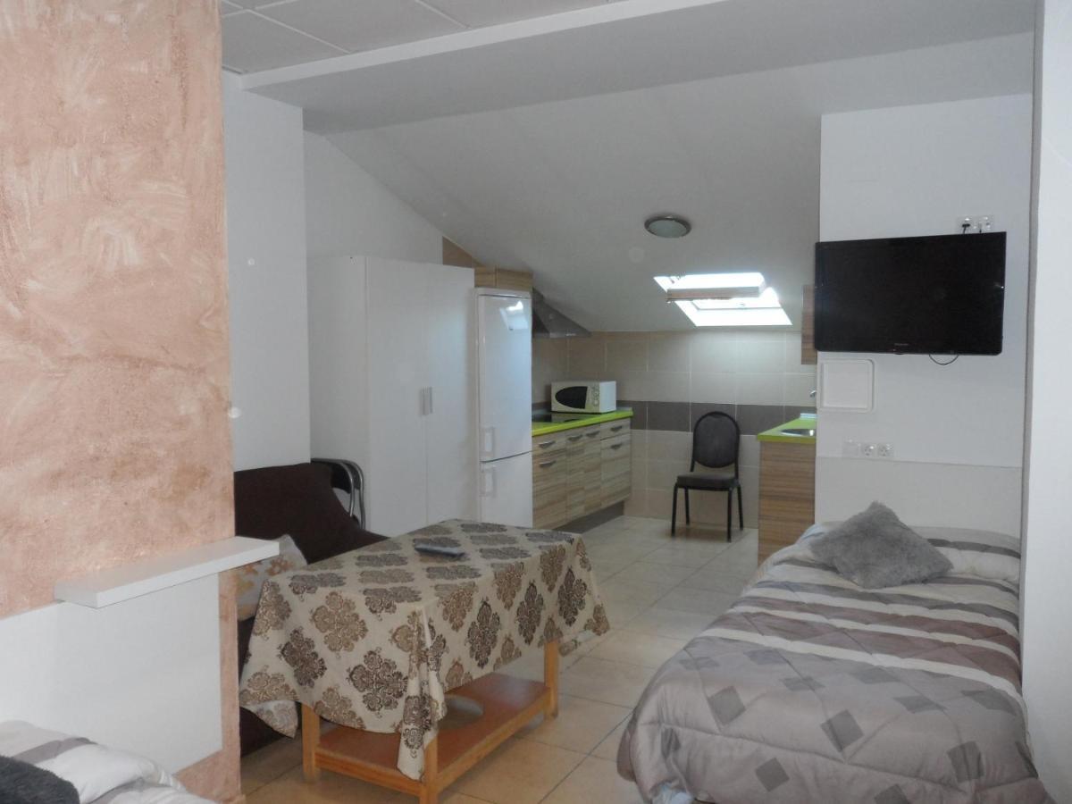 Madrigalejo Hostal Via Del Caminante מראה חיצוני תמונה