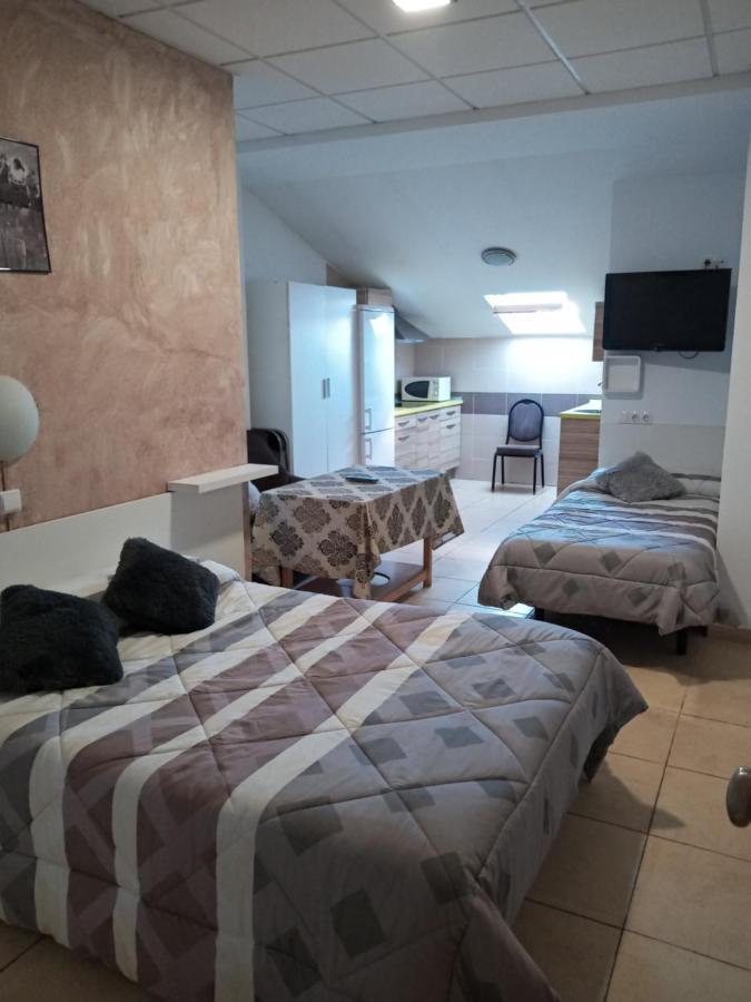 Madrigalejo Hostal Via Del Caminante מראה חיצוני תמונה