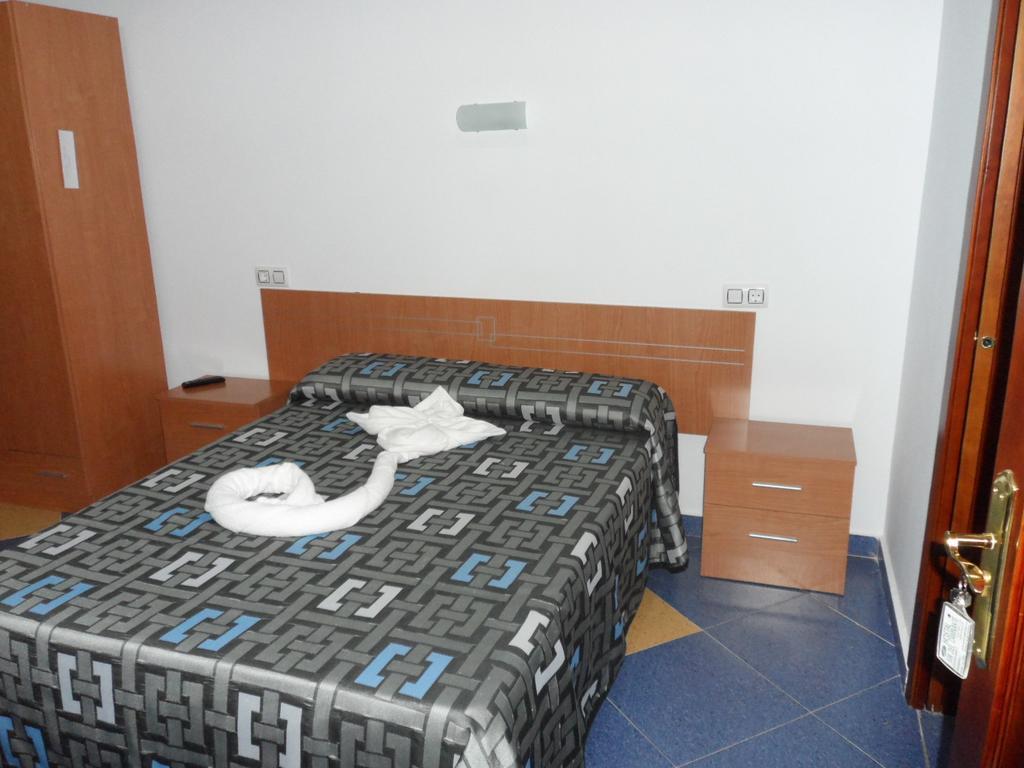 Madrigalejo Hostal Via Del Caminante מראה חיצוני תמונה