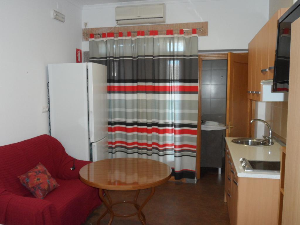 Madrigalejo Hostal Via Del Caminante מראה חיצוני תמונה