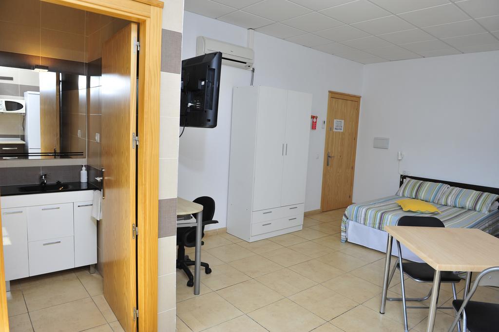 Madrigalejo Hostal Via Del Caminante מראה חיצוני תמונה