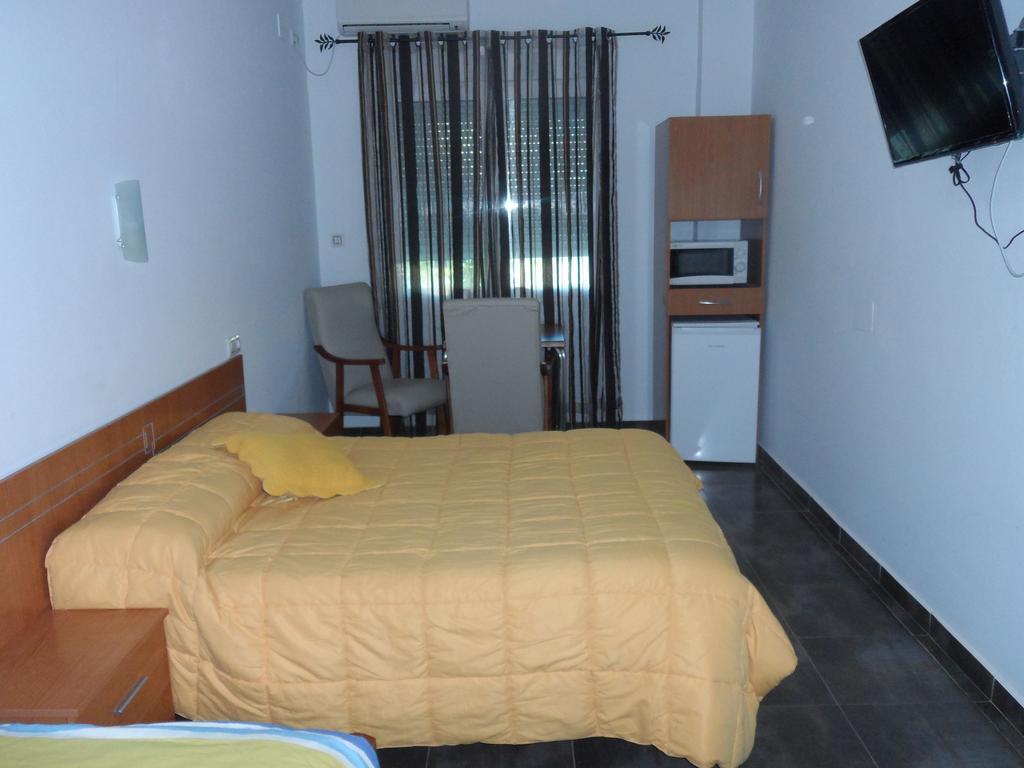 Madrigalejo Hostal Via Del Caminante מראה חיצוני תמונה