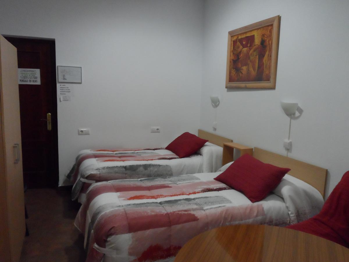 Madrigalejo Hostal Via Del Caminante מראה חיצוני תמונה
